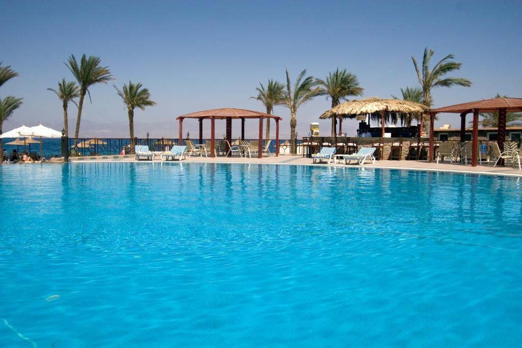 Aquamarine Sun Flower Resort 타바 외부 사진