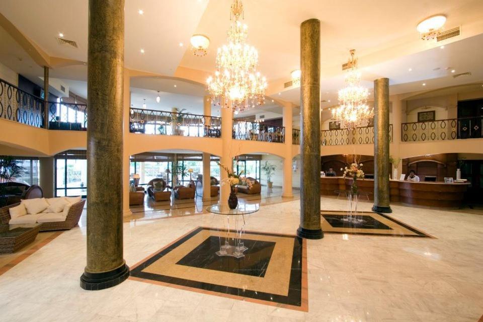 Aquamarine Sun Flower Resort 타바 외부 사진