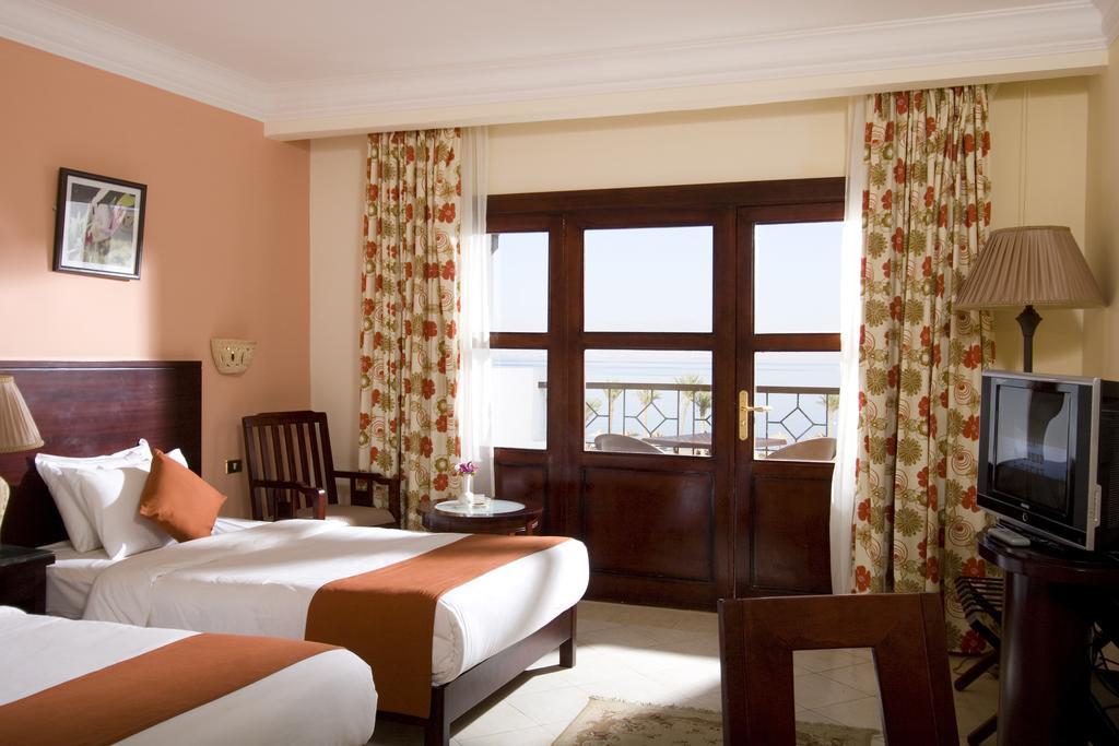 Aquamarine Sun Flower Resort 타바 객실 사진