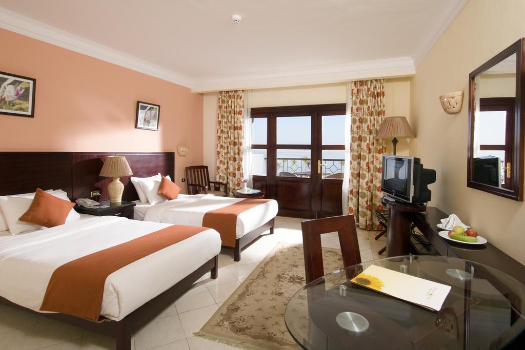 Aquamarine Sun Flower Resort 타바 객실 사진