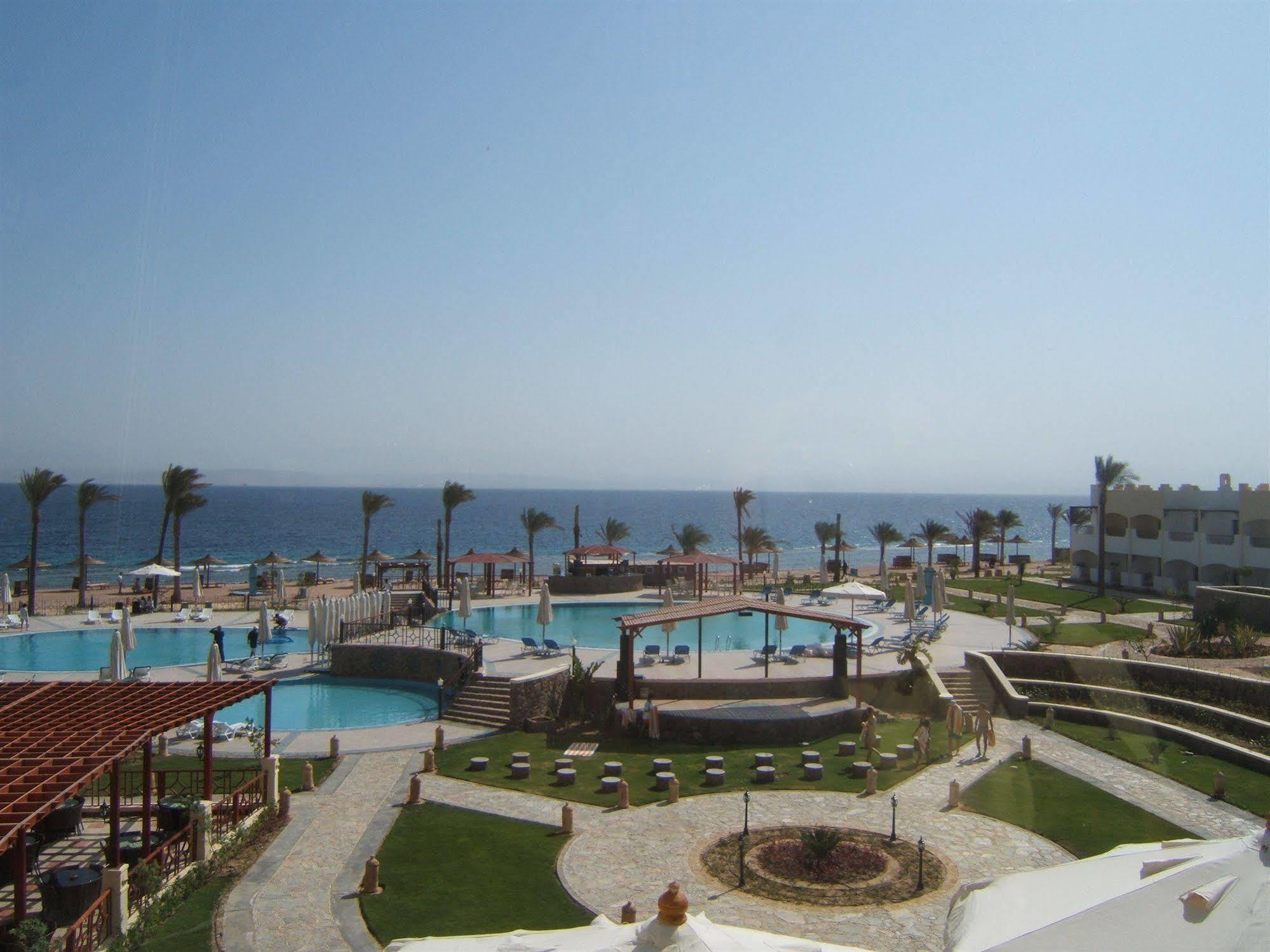 Aquamarine Sun Flower Resort 타바 외부 사진